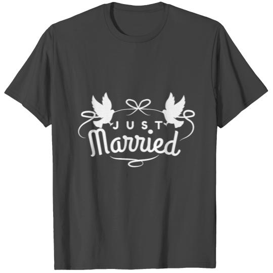 Wedding Just Married Two Birds White Gift Idea T Shirts