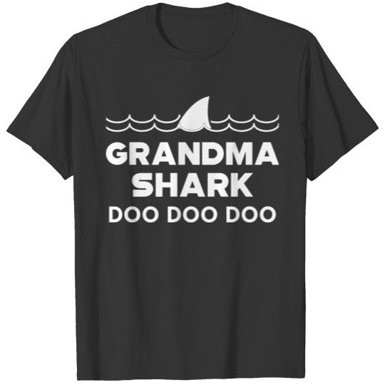 Grandma Shark doo doo doo T Shirts
