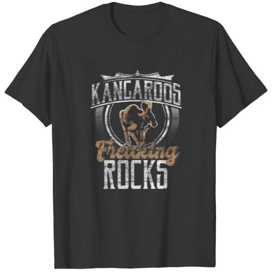 Kangaroo boxes T-shirt