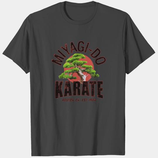 MIYAGI-DO Karate martial arts bonsai tree T Shirts