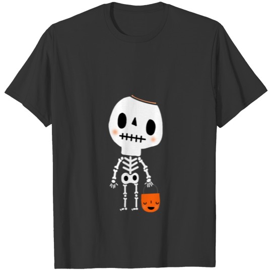 Halloween Skeleton Design sweet Trick of Treat T-shirt