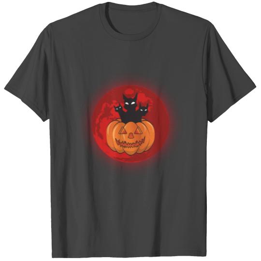 Black Cats In A Pumpkin For Halloween! T Shirts