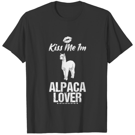 Kiss Me I'M Alpaca Lover... T Shirts