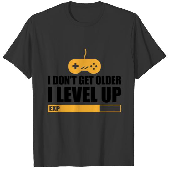 I level up gambling gamer nerd gift game T-shirt