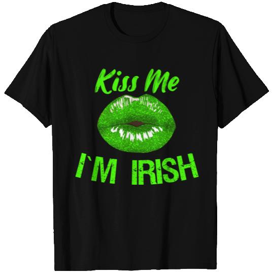Kiss me im irish - Green glitter lips T Shirts