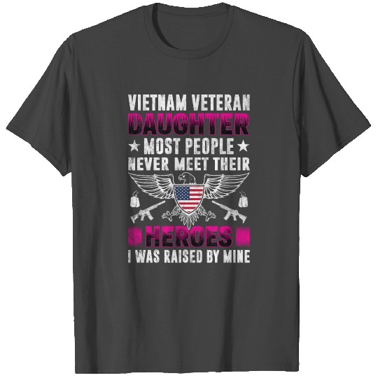Vietnam Veteran Daughter gift veteran's day T Shirts