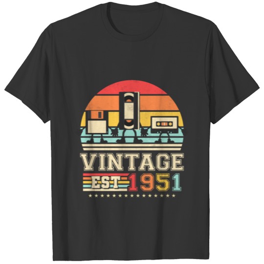 70th Birthday Gift Vintage 1951 70 Years T-shirt