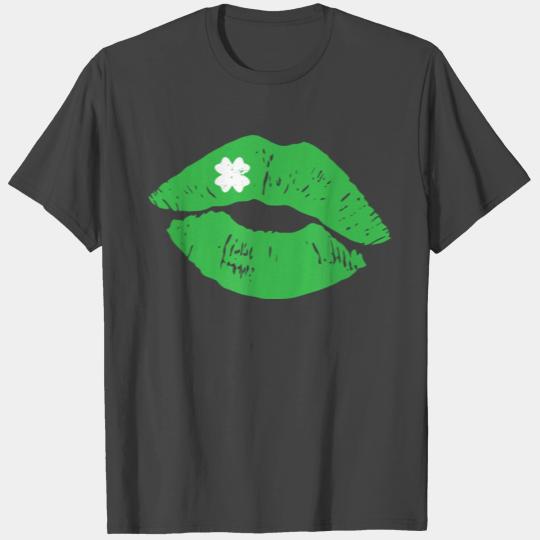 St Patricks Day Women Green Lipstick Shamrock Kiss T Shirts