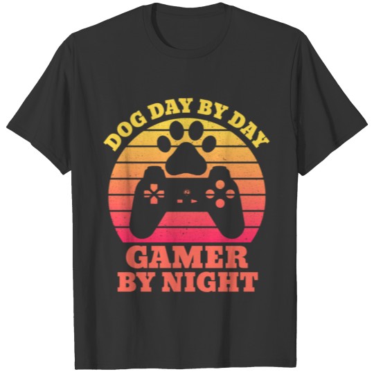 Dog Dad By Day Gamer By Night T-shirt
