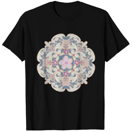 Madagascar periwinkle mandala T Shirts