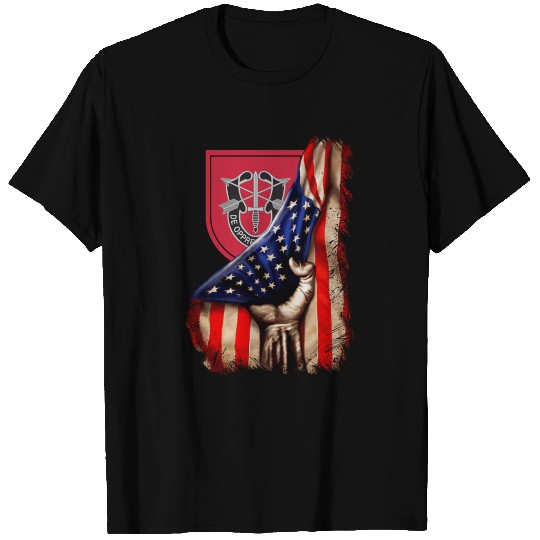 7th Special Forces Group (7th SFG) American Flag T Shirts