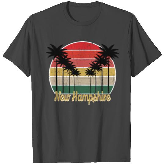 Beach Lover - Retro New Hampshire - Summer Grunge T Shirts
