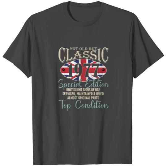 Not old but Classic UK Union Jack born 1977 - 44. T Shirts