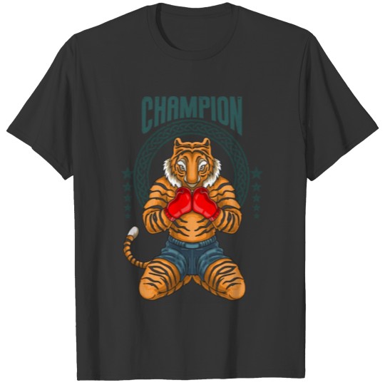 Champion fighter prepare T-shirt
