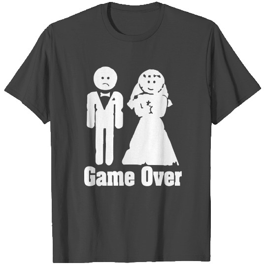 game over T Shirts