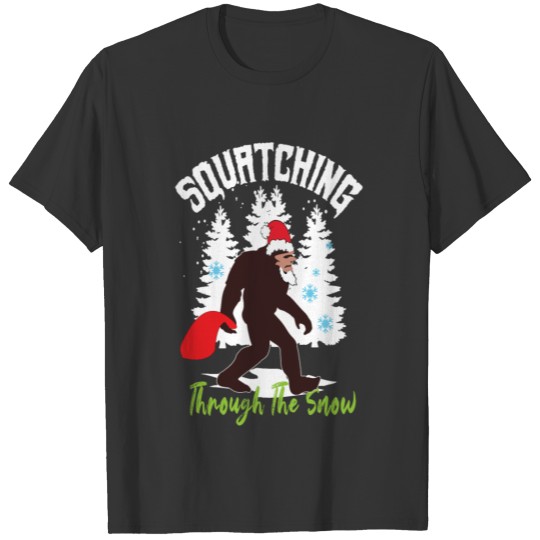 Squatching Throw the Snow Christmas Bigfoot T-shirt