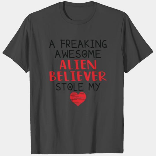 Alien Believer Valentines Funny Red Heart T Shirts