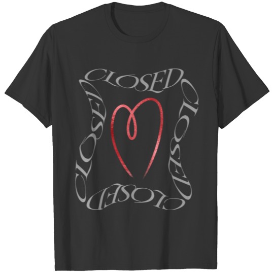 heart closed T-shirt