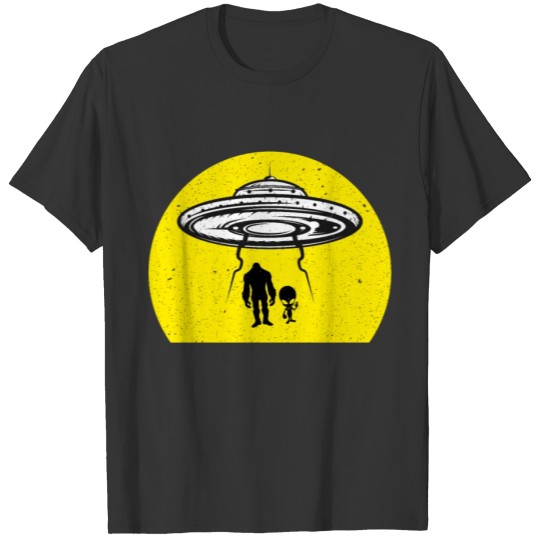 Bigfoot &An Alien With Space Ship Funny Graphic T Shirts