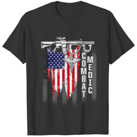 Combat Medic Instructing USA American Military T-shirt