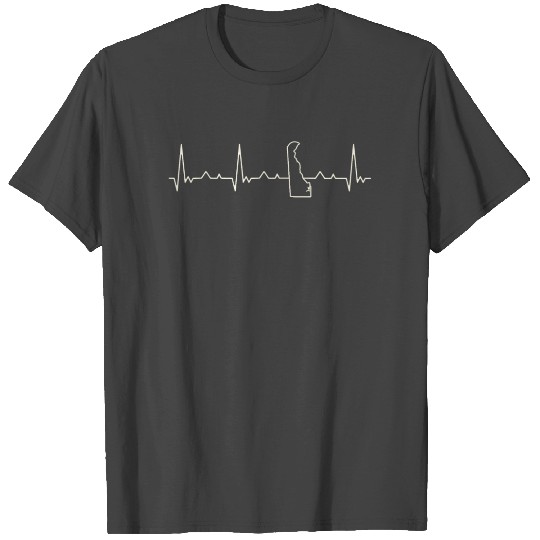 Delaware State USA. Heart. Love. EKG. Pulse. Beat. T Shirts
