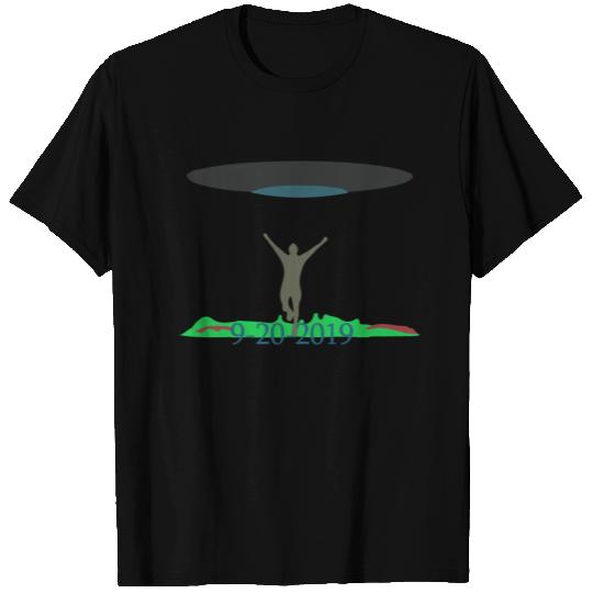 Area 51 Raid by sirtoddington T Shirts