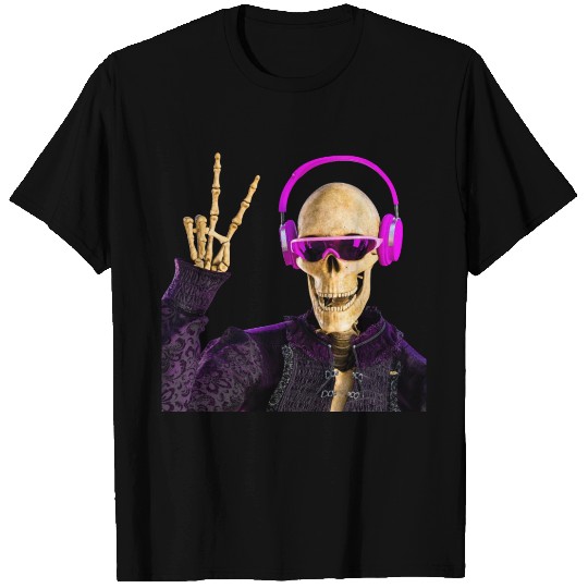 Grim Reaper loves cool music T Shirts