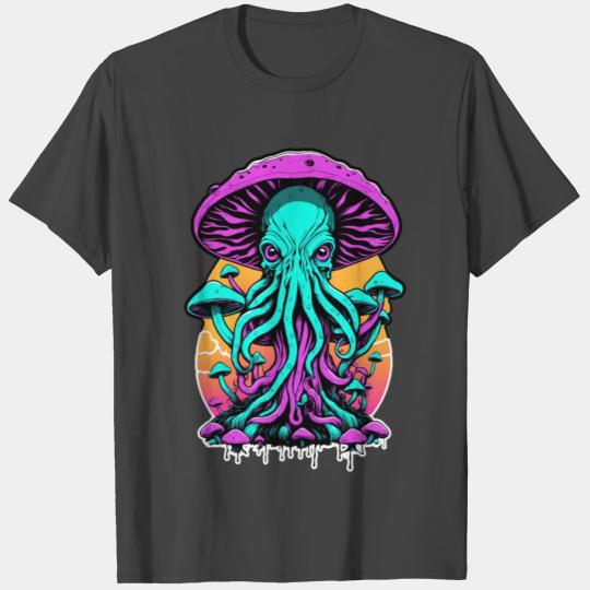 Cthulhu in Bloom T Shirts