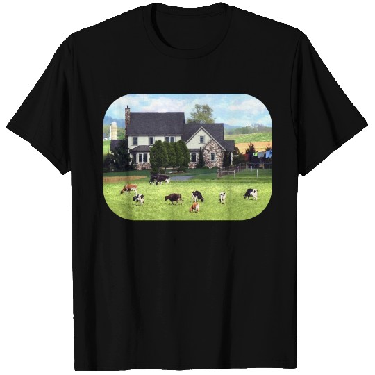 Lancaster PA - Family Farm With Cows in Pasture T Shirts