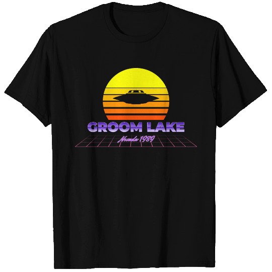 Area 51 Groom Lake 1947 Retro UFO Sunset Yellow T Shirts