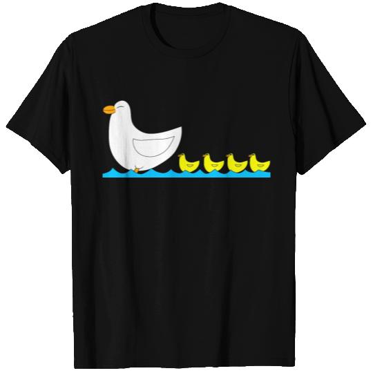 Duck with ducklings T Shirts