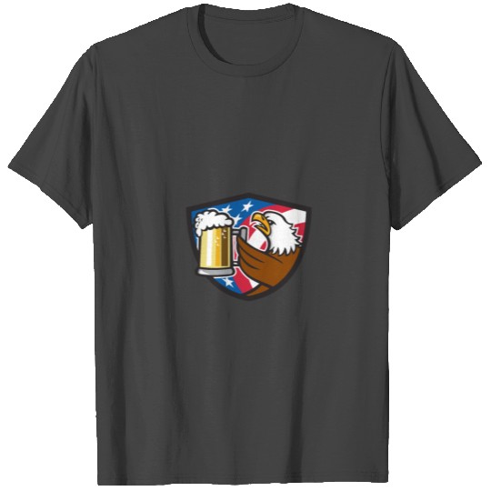 Bald Eagle Hoisting Beer Stein USA Flag Crest Retr T Shirts