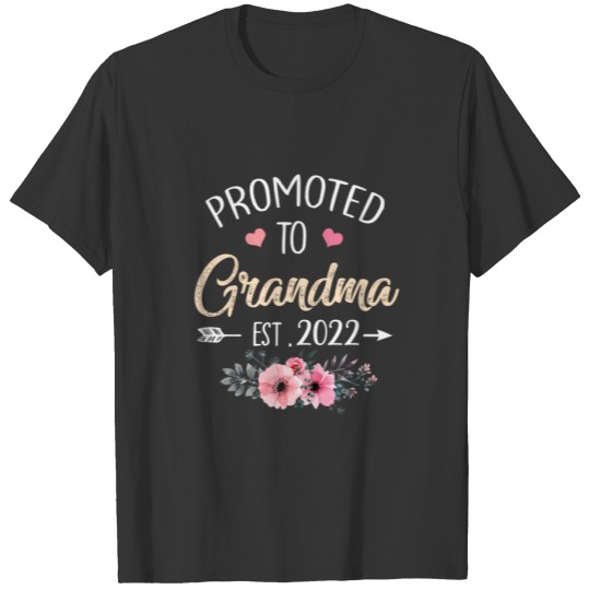 Promoted To Grandma Est 2022 Mothers Day First Tim T-shirt