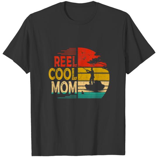 Reel Cool Mom Lover Fishing Valentine Christmas T-shirt