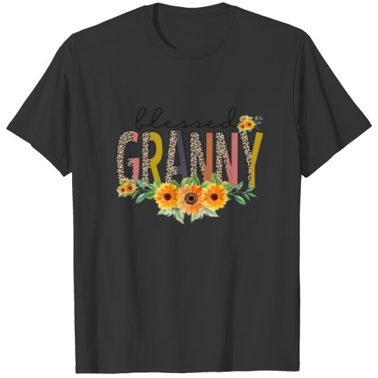 Blessed Granny Half Leopard Cute Sunflower Mother' T-shirt