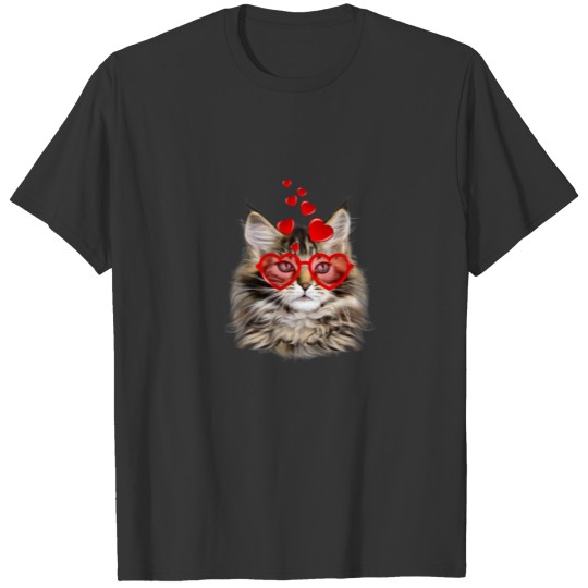 Cute Maine Coon Cat Heart Valentine Day Decor Cat T-shirt