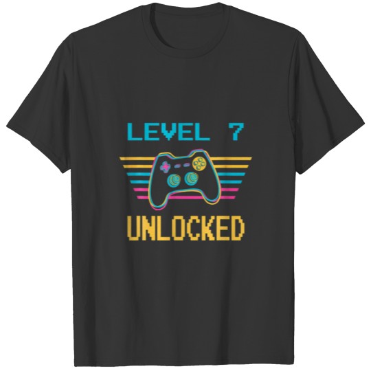 7Th Birthday - Level 7 Unlocked 7 Year Old Funny V T-shirt