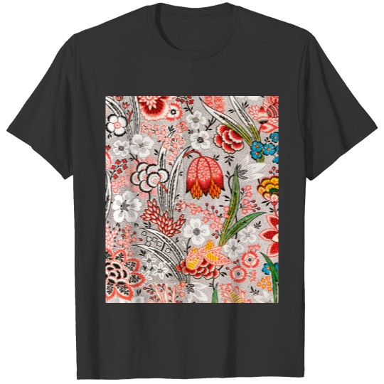 NATURE IN FLORAL BLOOM T-shirt