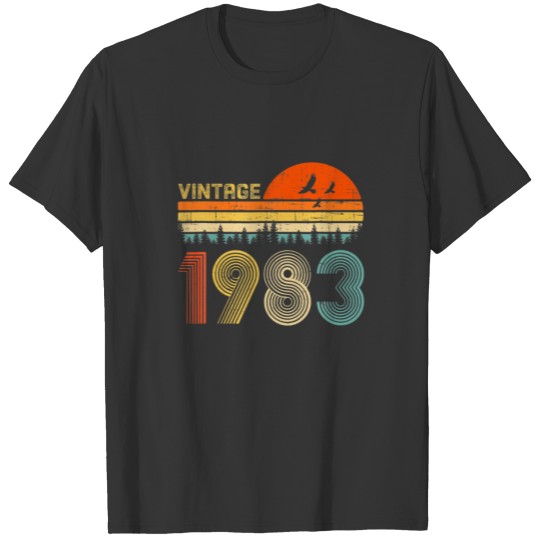 38Th Birthday Gift - Vintage 1983 Retro Bday 38 Ye T-shirt