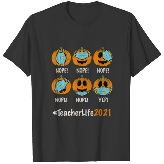 Halloween Teacher Life 2021 Pumpkin Wearing Face M T-shirt