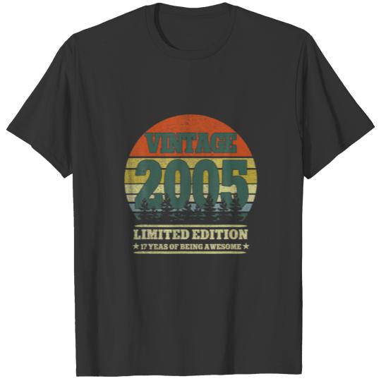 17 Year Old Gifts Vintage 2005 Limited Edition 17T T-shirt