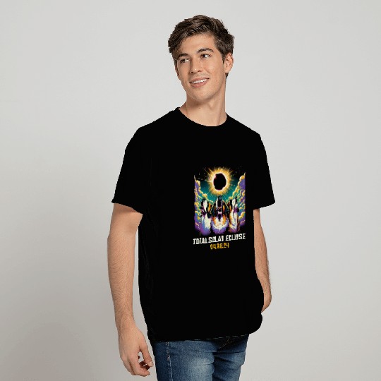 Saint Bernard Dog Howling At Solar Eclipse T-Shirts