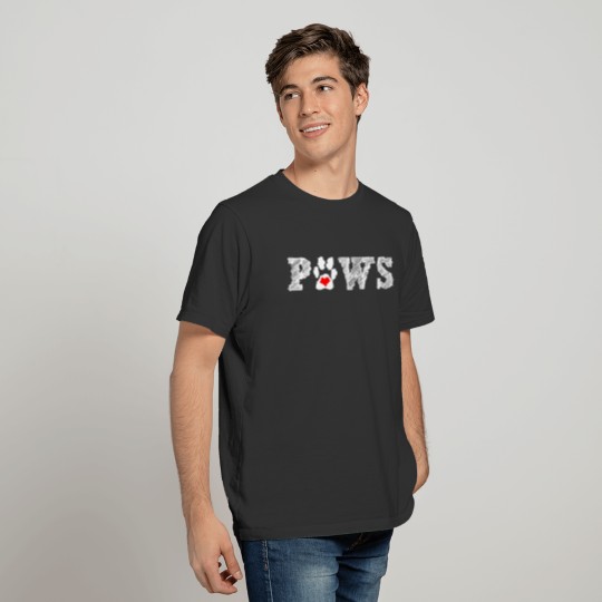 Paw animal graphic for dog and animal lovers. T-shirt