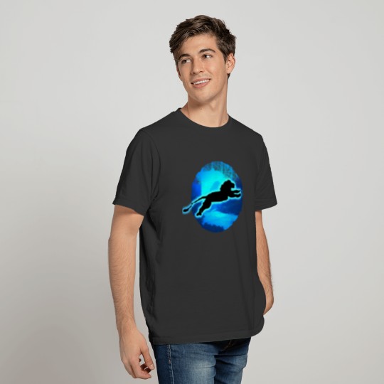 black silhouette of a wild lion, blue mountains T-shirt