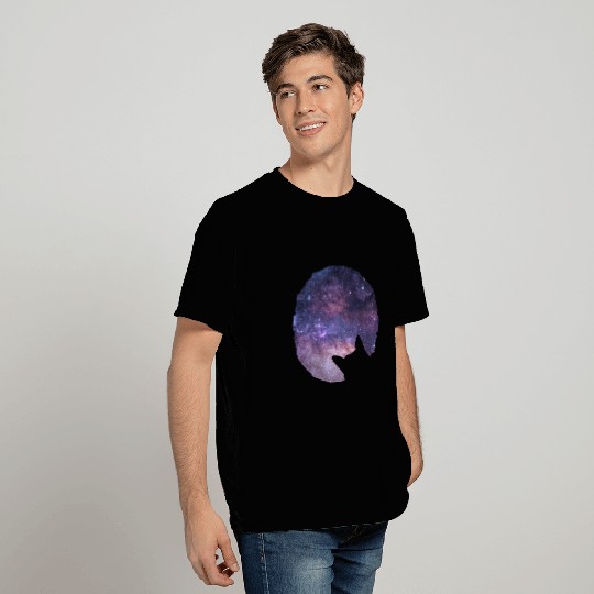 Space cat gazes at the stars T Shirts
