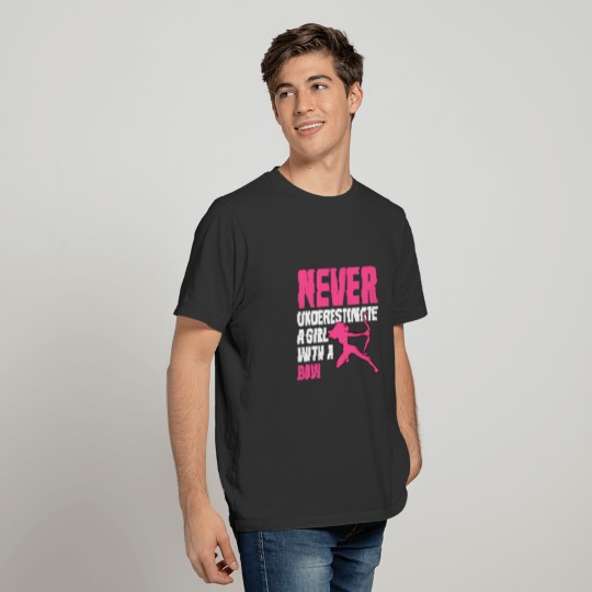 Never underestimate a Girl with a Bow Archery T-shirt