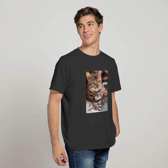 Copy cat T-shirt