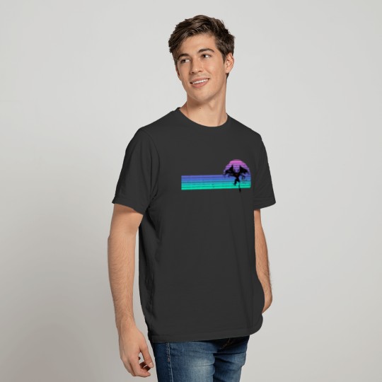 Mothman 80s Retro Cryptid Sunset Gift T-shirt