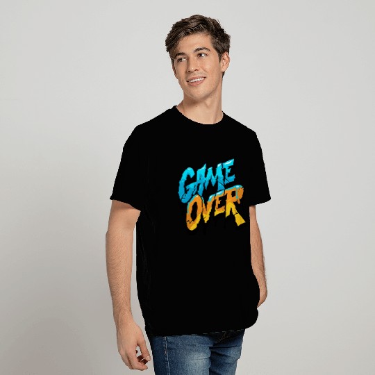 game over T Shirts