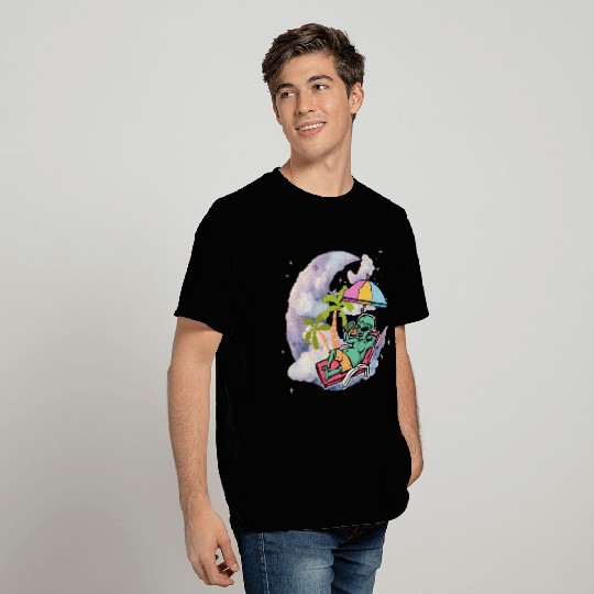 Galactic Alien Relaxing with Pizza T Shirts